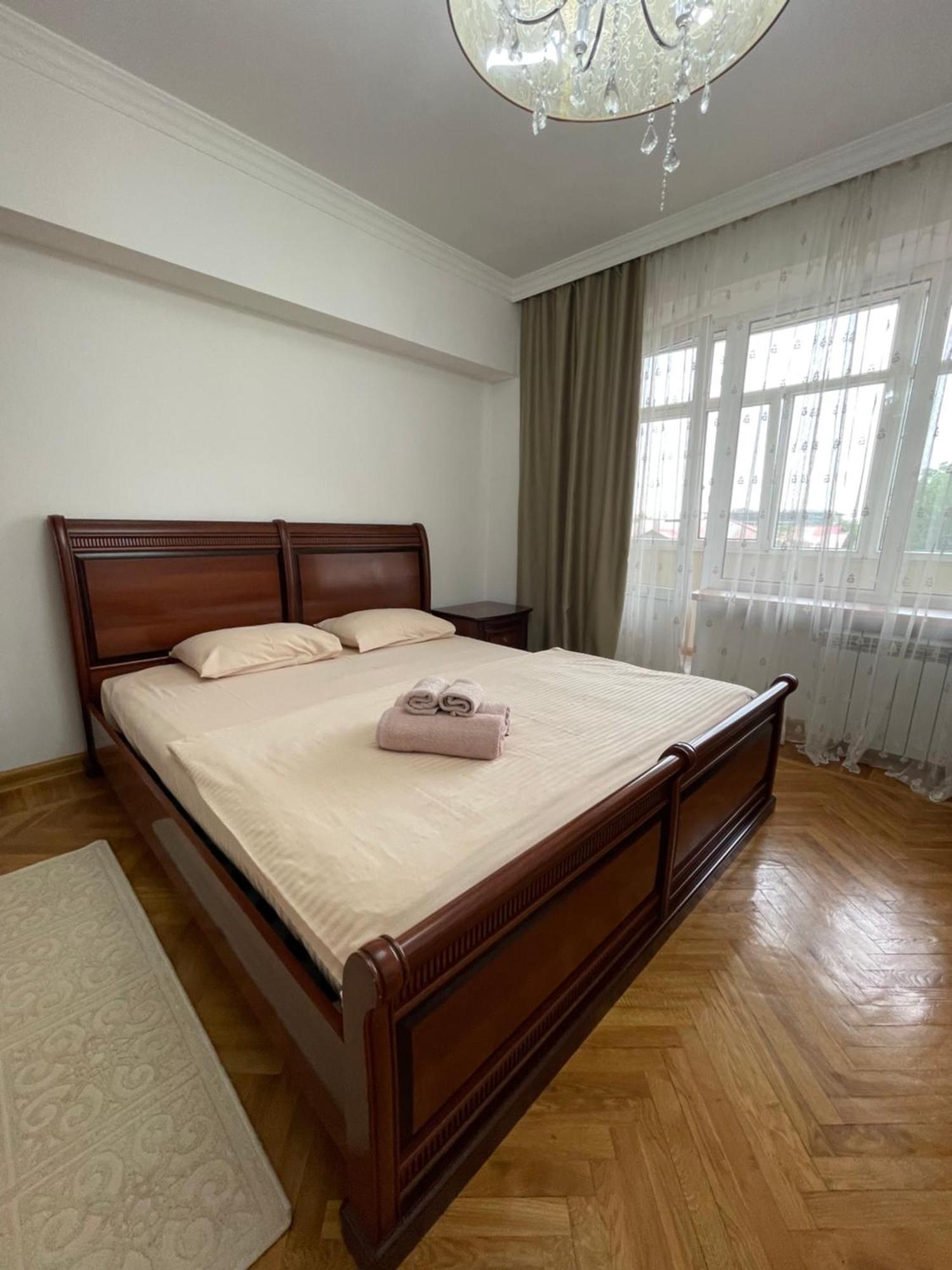 Двухкомнатная Квартира На Арбате Almaty Luaran gambar