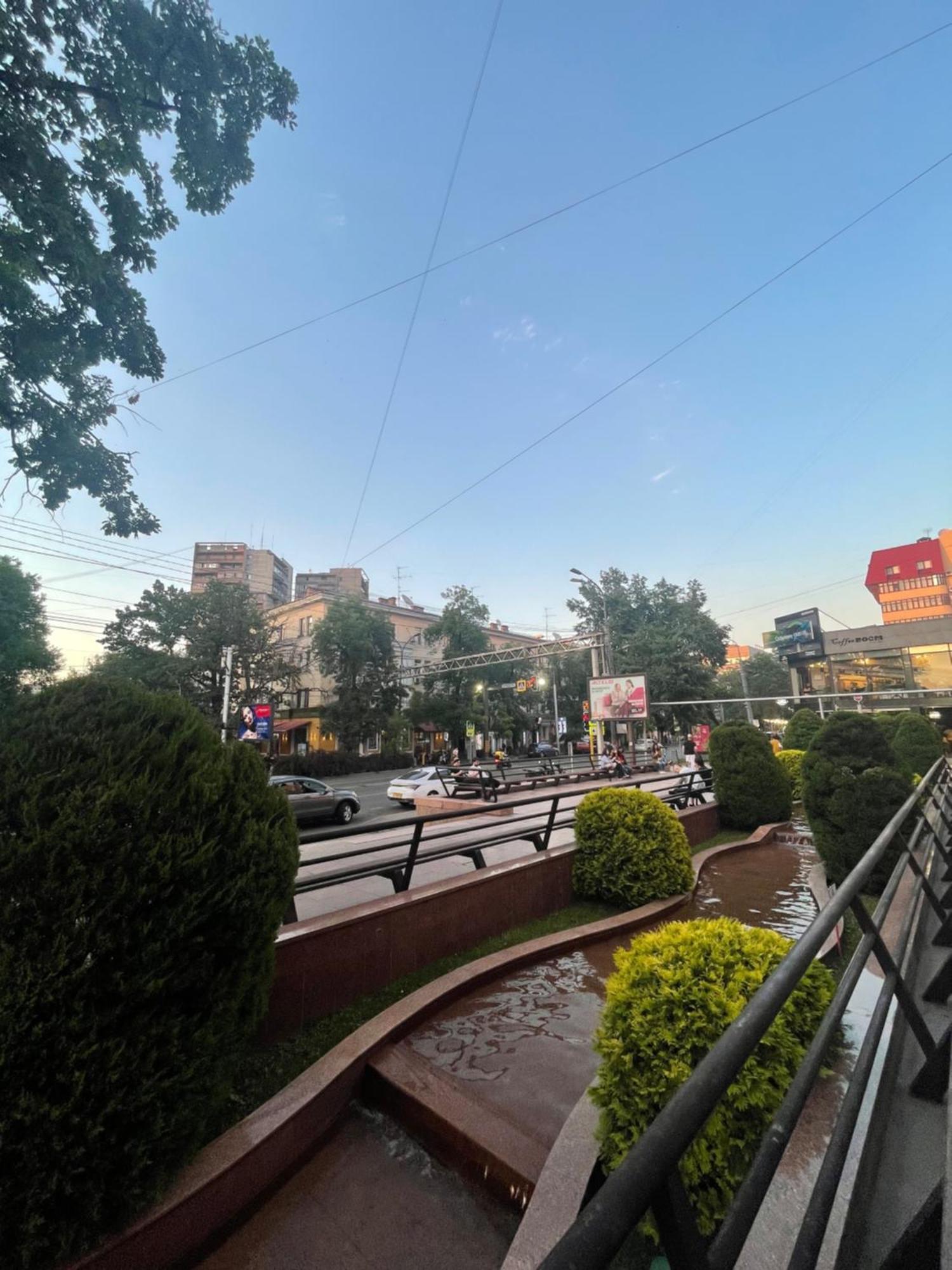 Двухкомнатная Квартира На Арбате Almaty Luaran gambar